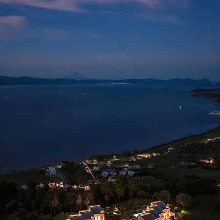 Greek Maritima Apartment *